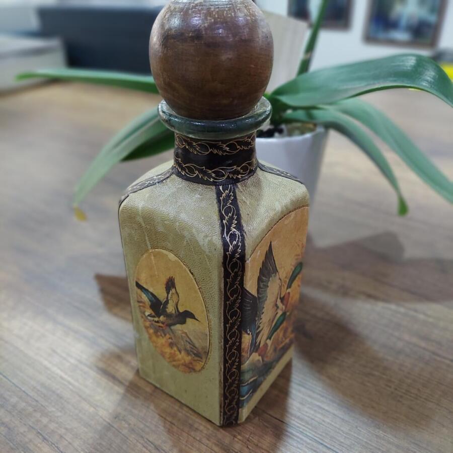 Deri kaplı şişe İtalyan A kalite